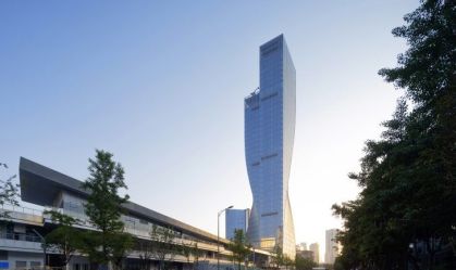 Conheça uma das torres mais retorcidas do mundo, inaugurada na China