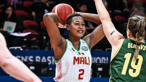 Salimatou Kourouma, jogadora de basquete do Mali envolvida em briga na zona mista, durante jogo contra a Austrália pela Copa do Mundo Feminina 2022