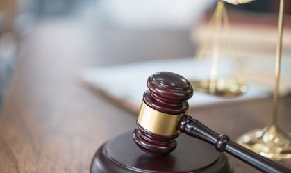 Adolescente é condenada a pagar US$ 150 mil por matar estuprador nos EUA