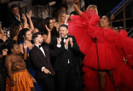Lizzo dedica seu prêmio Emmy às “meninas grandes”