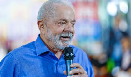 Armínio Fraga, Pedro Malan, Edmar Bacha e Persio Arida declaram voto em Lula