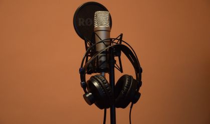 microfone-fone-de-ouvido