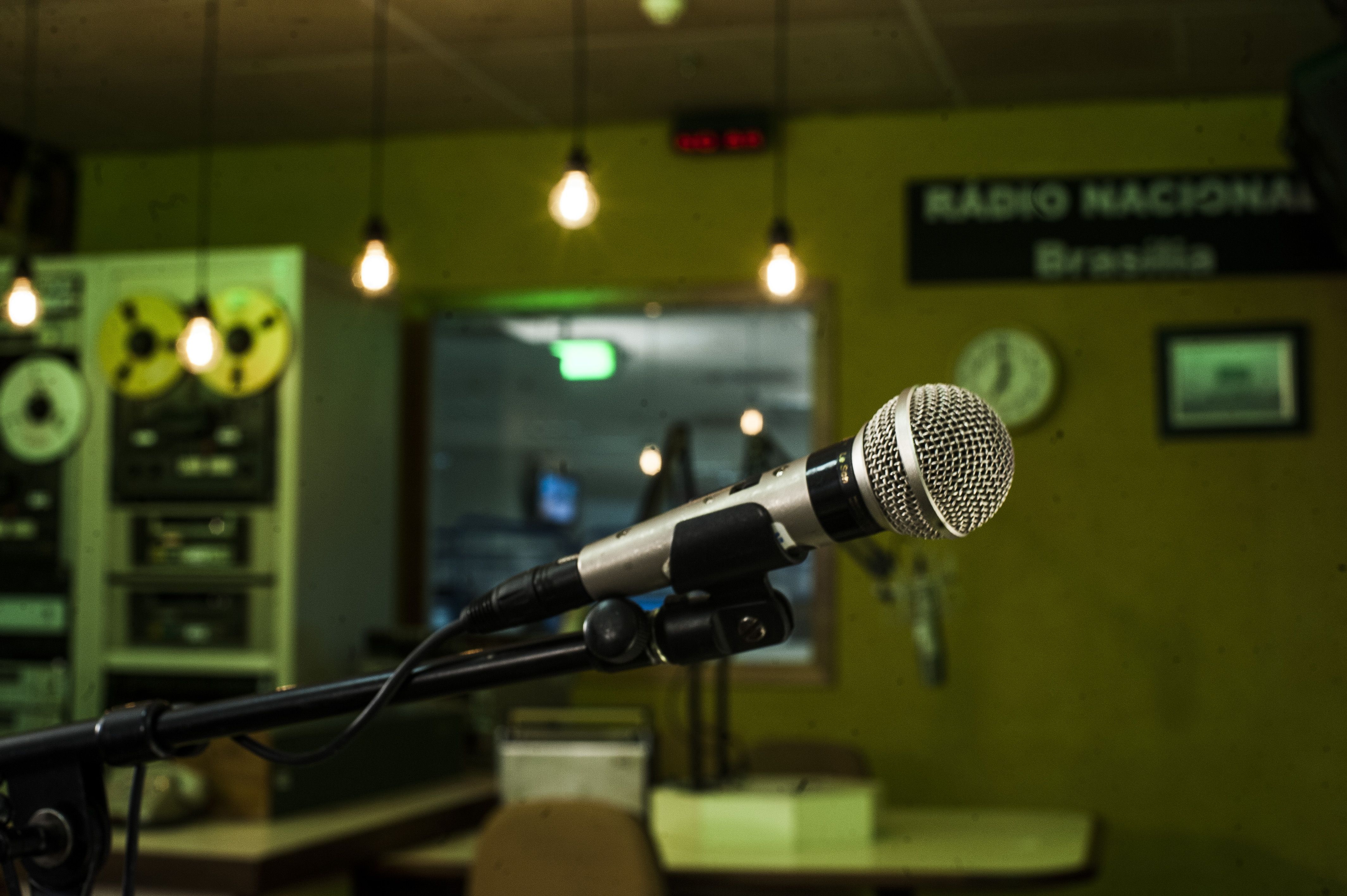 Rádio Nacional de Brasília celebra 64 anos com programação especial