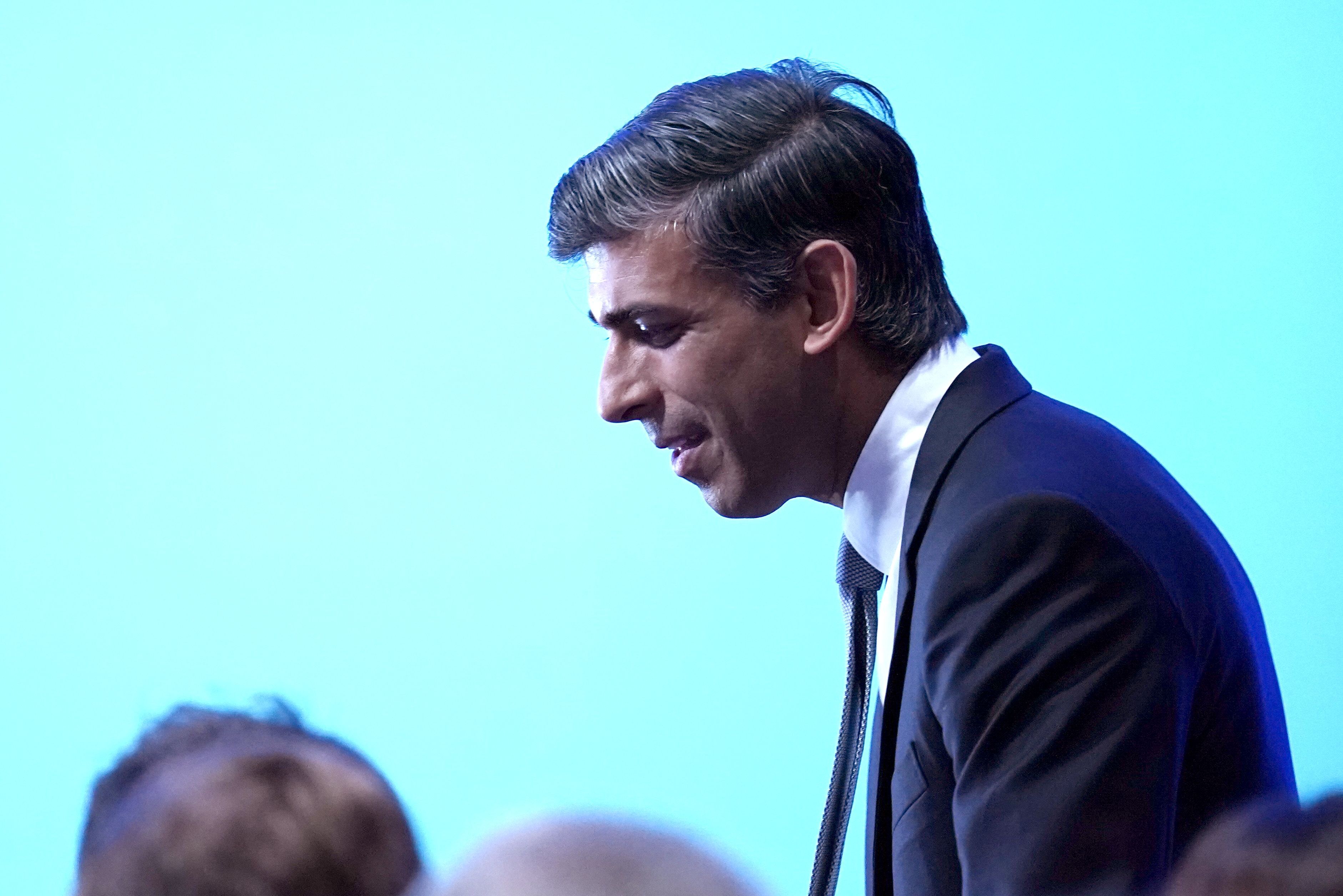 Rishi Sunak participa da cerimônia de anúncio da nova primeira-ministra do Reino Unido