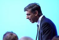 Rishi Sunak confirma candidatura a primeiro-ministro britânico
