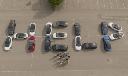 Donos de carros elétricos da Tesla fazem greve de fome na Noruega