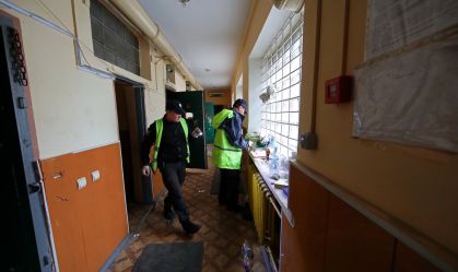 Mais de 10 "salas de tortura" foram encontradas em áreas retomadas, diz Zelensky