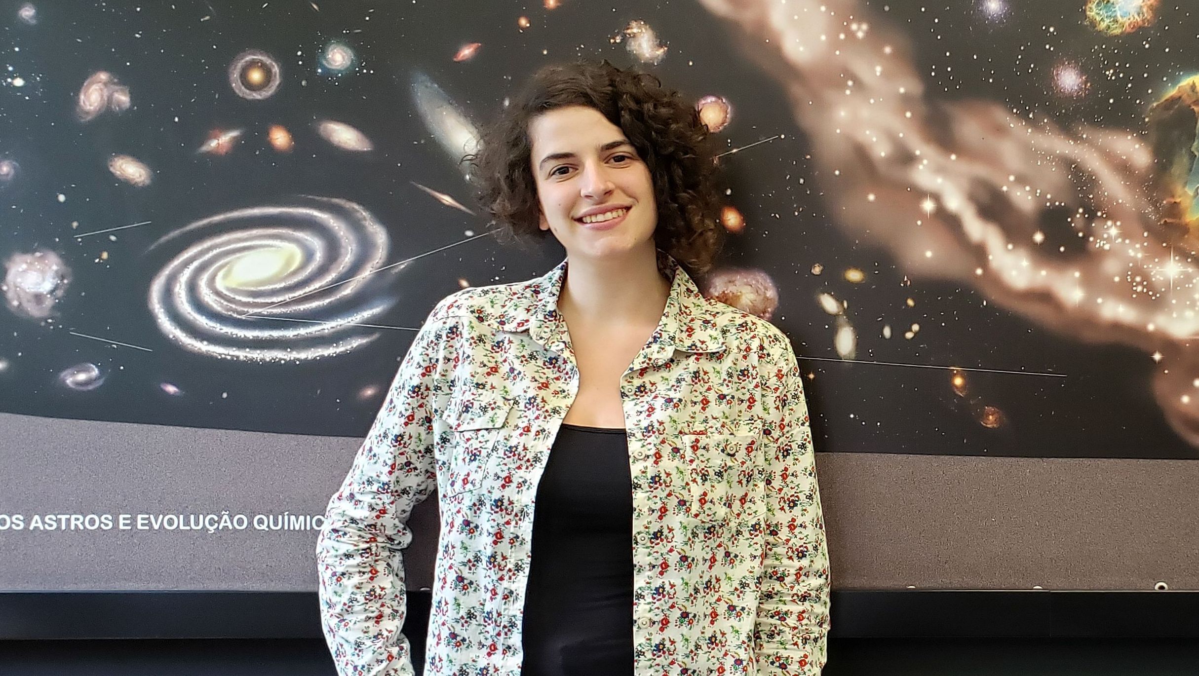 Catarina Aydar, cientista formada em física, mestre em astronomia pela Universidade de São Paulo (USP) e, atualmente, doutoranda no Instituto Max Planck de Física Extraterrestre, na Alemanha