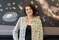 O universo é muito grande para acharmos que estamos sozinhos, diz astrônoma