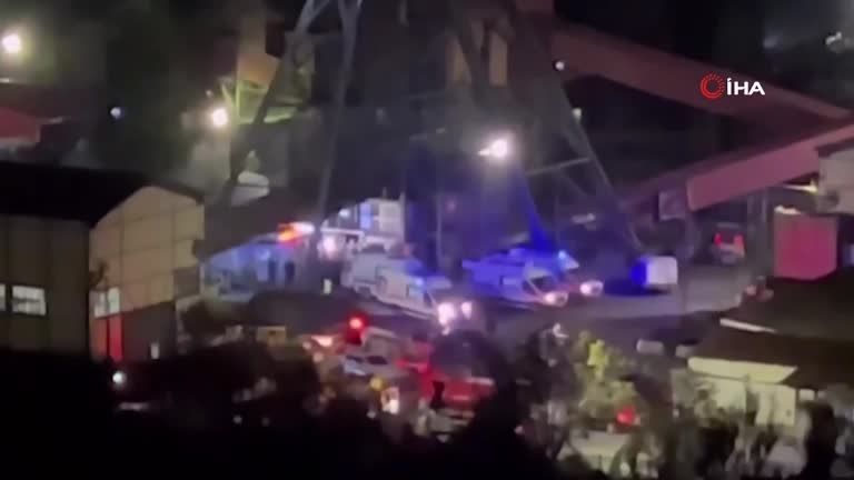 Explosão em mina de carvão deixa mortos e feridos na Turquia 14.10.2022