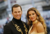 Gisele Bündchen e Tom Brady devem deixar participação na FTX