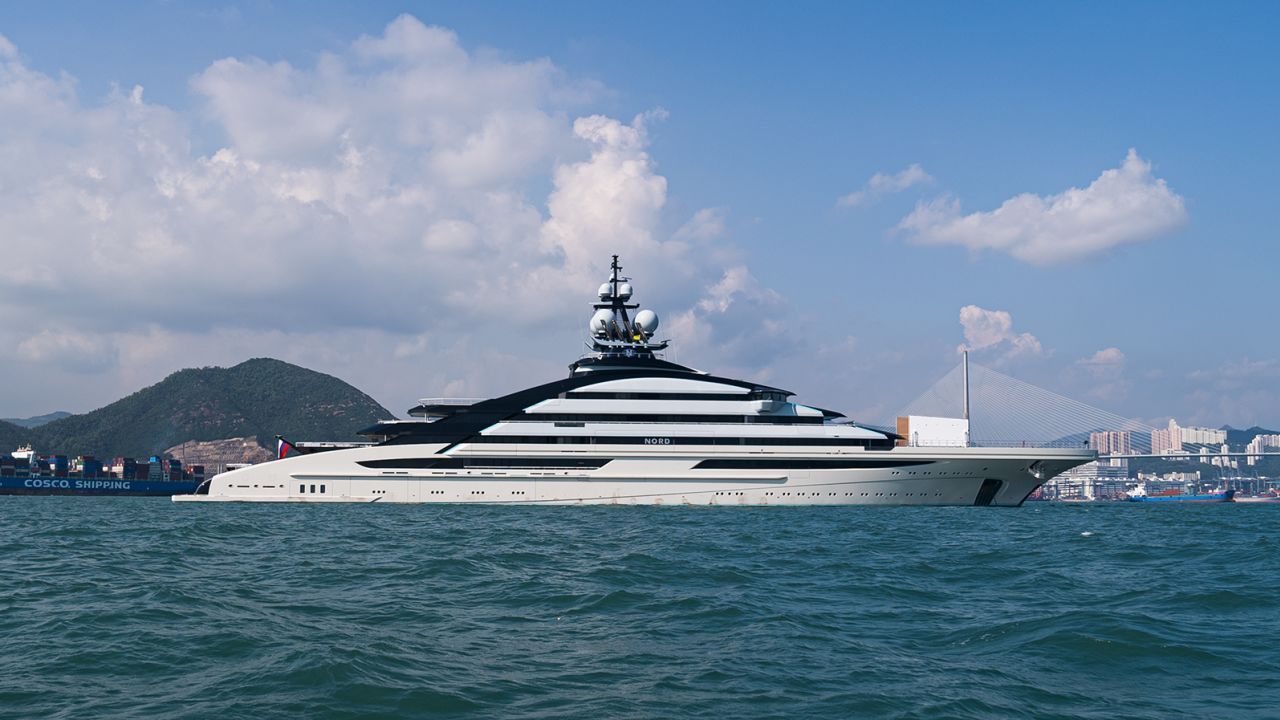 221007112908-02-nord-yacht-hong-kong-russia