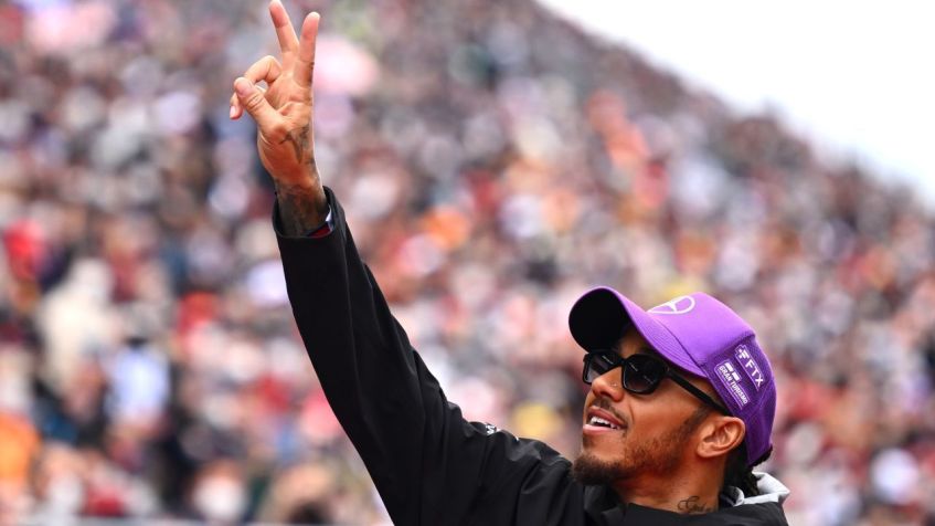 Hamilton diz estar confiante de que a Mercedes vai se recuperar na próxima temporada. Clive Mason/Getty Images AsiaPac/Getty Images