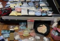 Nova York anuncia maior apreensão de fentanil arco-íris da história