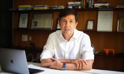 Expulso do partido, João Amoêdo “parabeniza” Novo em aniversário de 12 anos