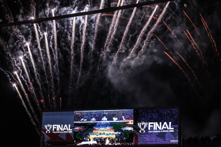 Primeira partida da final da Copa do Brasil 2022 entre Corinthians e Flamengo foi disputada nesta quarta-feira (22) na Neo Química Arena, em São Paulo / Marcello Zambrana/Agif - Agência de Fotografia/Estadão Conteúdo
