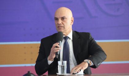 Moraes determina que PF ouça Marcos Cintra em 48 horas sobre questionamentos a urnas