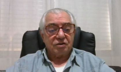 Sistema educacional precisa incluir tratamento da democracia, diz cientista político