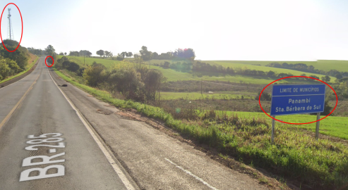 | Print do Google Street View com os mesmos elementos da foto do acidente. / Projeto Comprova