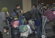 Após retirada de afegãos, mais de 120 novos refugiados vivem em aeroporto de SP