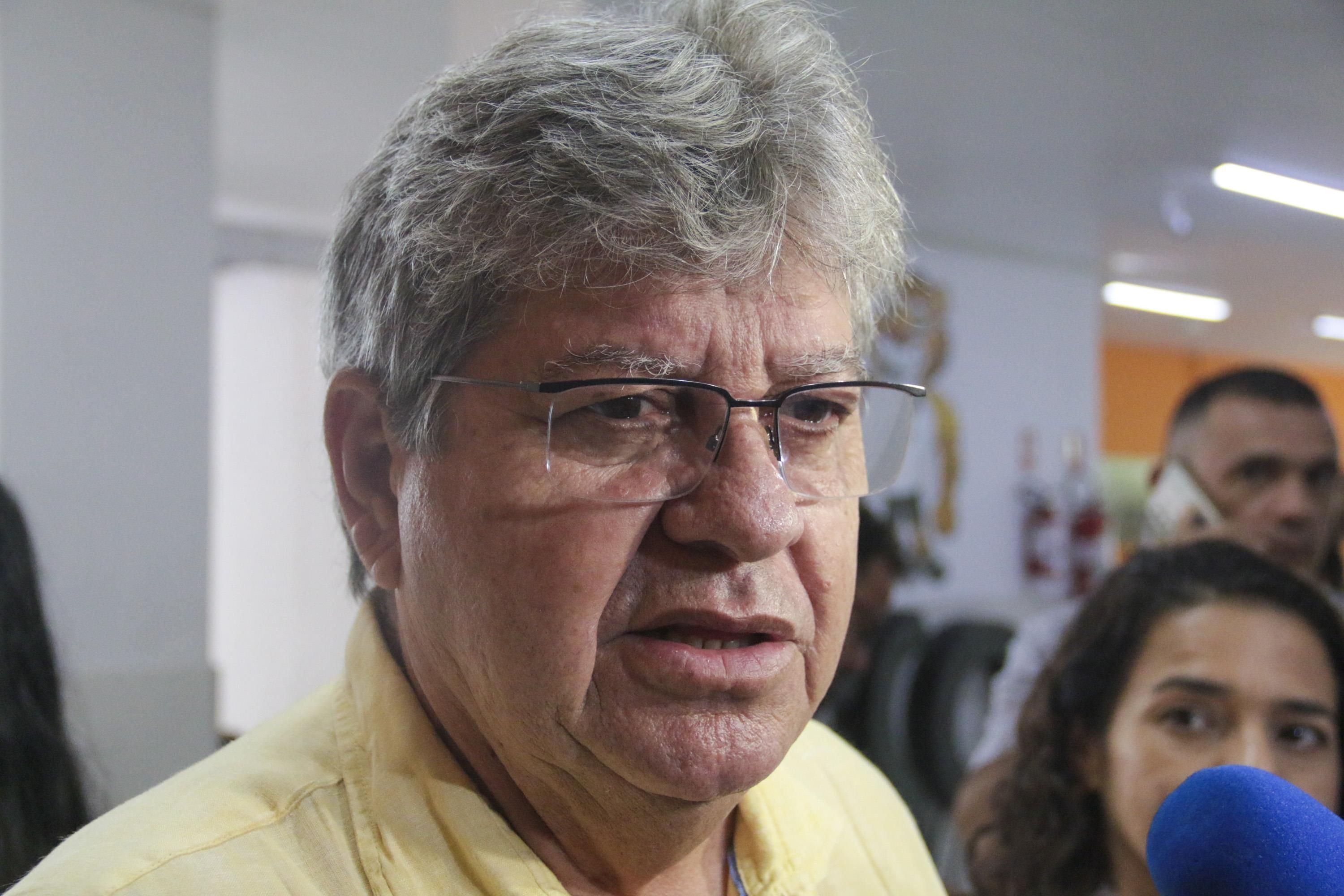 JOÃO AZEVÊDO VOTANDO ELEIÇÕES 2022
