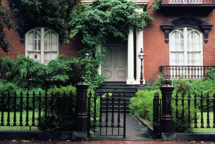 The Mercer-Williams House, museu construído em 1868, em Savannah / W. Metzen/ClassicStock/Getty Images