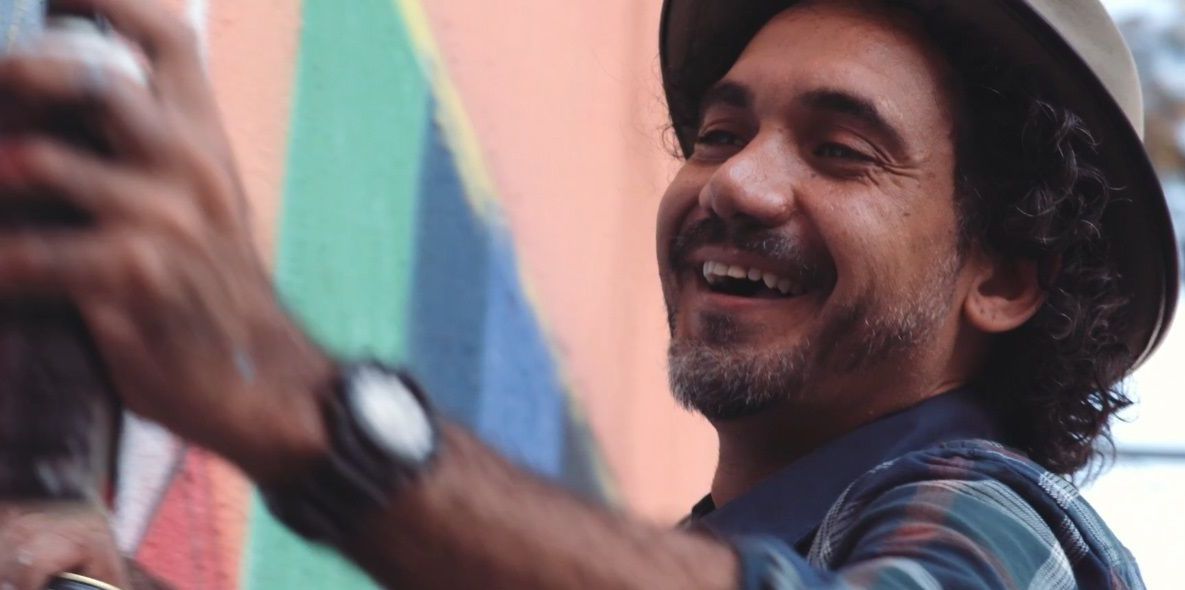 KOBRA AUTO-RETRATO - Still 2