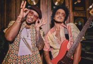 Bruno Mars anuncia que não vai concorrer ao Grammy de 2023 com Silk Sonic