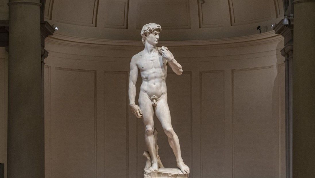 Escultura de Davi, de Michelangelo, depois da nova iluminação / Guido Cozzi / Divulgação