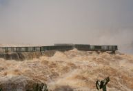 Cataratas do Iguaçu atingem vazão de 16 milhões de litros por segundo