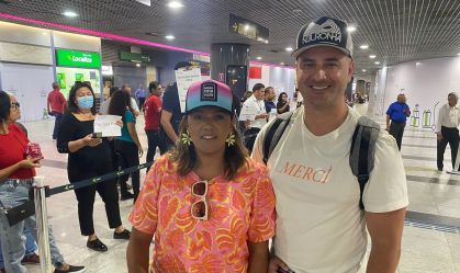 Turistas que ficaram sem voo de volta em Fernando de Noronha voltam ao continente