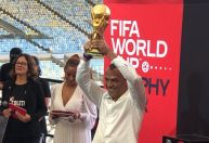 Não temos que esperar a Fifa para resolver o racismo, diz Cafu