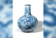 Vaso chinês avaliado em US$ 2 mil é vendido por quase US$ 9 milhões na França