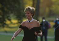 Vestido preto de vingança da princesa Diana vai voltar; entenda