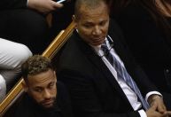 Neymar Pai nega que vai pagar fiança de Daniel Alves: 