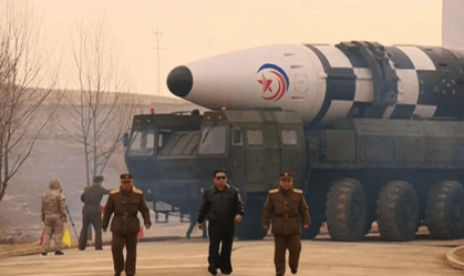 Coreia do Norte está mais capacitada para realizar um ataque nuclear contra os EUA, dizem analistas