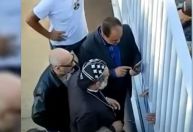 Padre Kelmon entrega armas de Jefferson a policiais