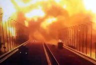 Rússia prende oito pessoas por explosão em ponte na Crimeia