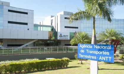 Marco regulatório traz segurança jurídica, mas pouca concorrência de ônibus
