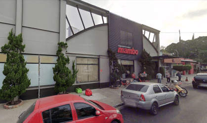 Fachada do supermercado da rede Mambo no bairro de Pinheiros, em São Paulo, cujo depósito pegou fogo