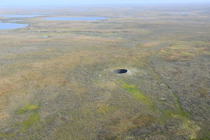 Crateras apareceram no remoto ao norte da Sibéria nos últimos 10 anos / Evgeny Chuvilin/Skoltech