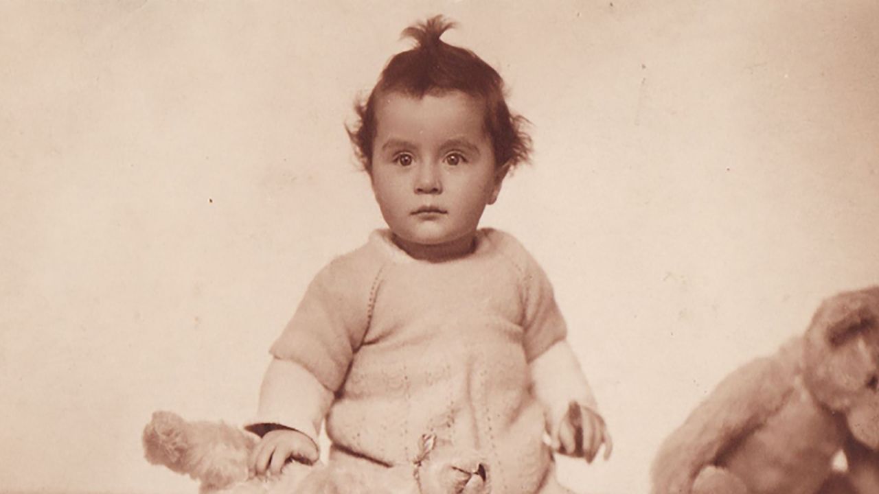 221103083018-alice-as-a-baby