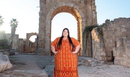 Modelo brasileira é impedida de embarcar em voo por ser "gorda demais"