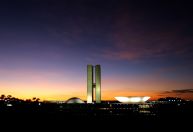 Líderes no Congresso travam PEC com receio de dar “cheque em branco” a Lula