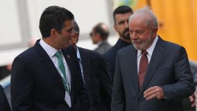 Luiz Inácio Lula da Silva, presidente eleito, e Helder Barbalho, governador de Pará, durante a COP27, no Egito