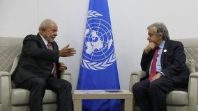 Luiz Inácio Lula da Silva, presidente eleito do Brasil, e António Guterres, secretário-geral da ONU
