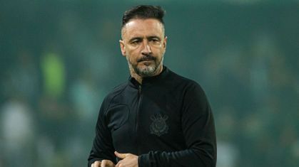 Vítor Pereira foi vice-campeão da Copa do Brasil de 2022 com o Corinthians
