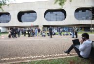 Funcionalismo pede a governo eleito reajuste de 18%; impacto é de R$ 36 bilhões