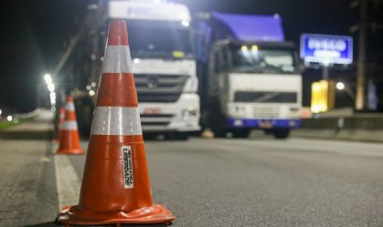 Ao menos 9 governadores criticam bloqueios nas rodovias; 13 autorizam atuação da PM