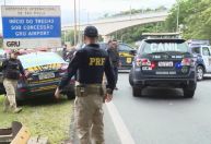 PRF suspende folgas e determina aplicação de máximo efetivo policial para desbloquear estradas